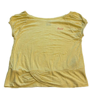 Levi’s Short Sleeve Shirt Yellow Girl Size XL